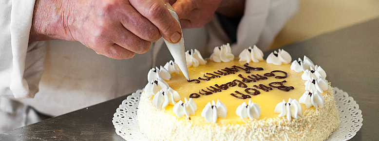 Bolo Bentô Cake: Conheça a tendência do bolo com frases engraçadas!